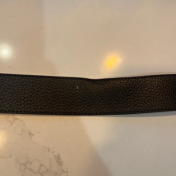 Men’s Louis Vuitton (LV) initials belt, real leather, reversible, 100% authentic - Picture 4 of 14